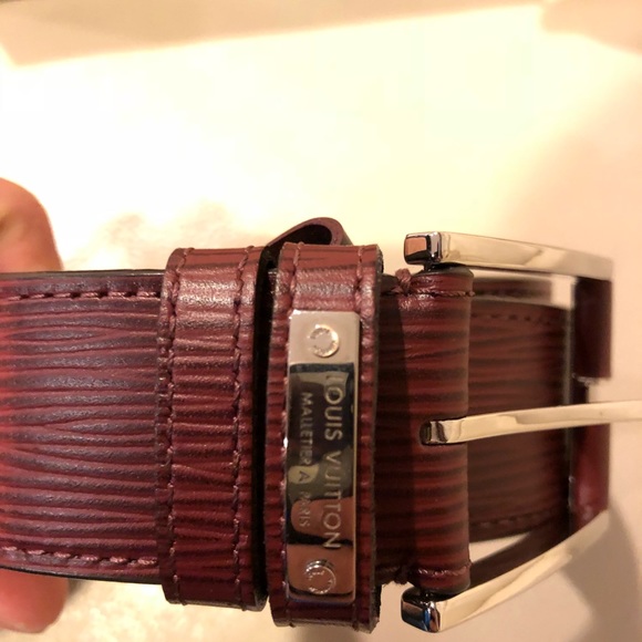Size 34-36 Louis Vuitton Belt. It’s real. - Picture 4 of 5